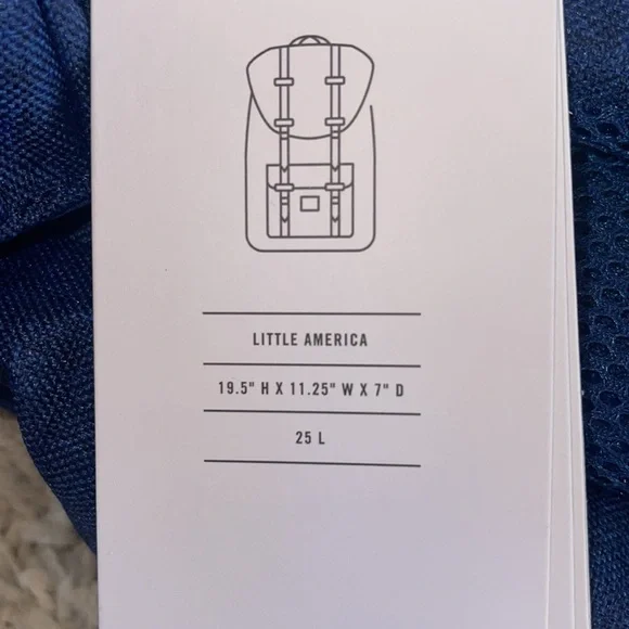 ❤️NWT!!!❤️RARE!!Beautiful Herschel 25L Backpack.Little America.15”Laptop sleeve. - Picture 11 of 17